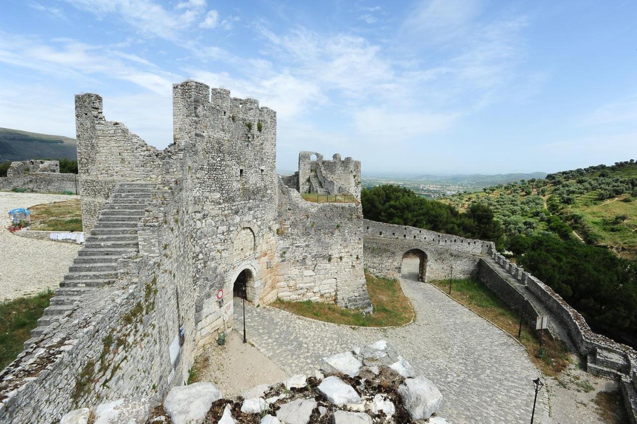 Berati Castle Hotel Eksteriør billede